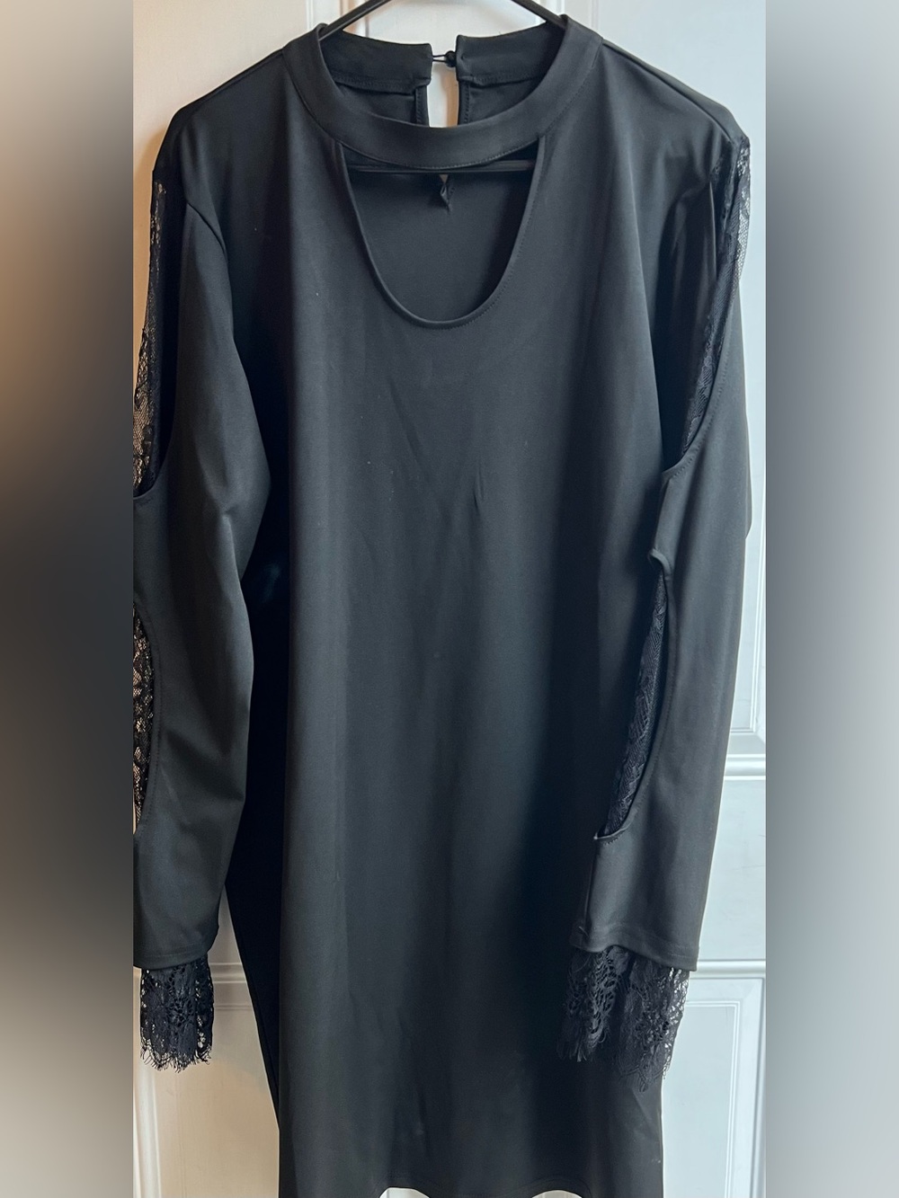 Elegant Black Lace-Trim Dress - Women's Classic Night Out. Or a Halloween Party